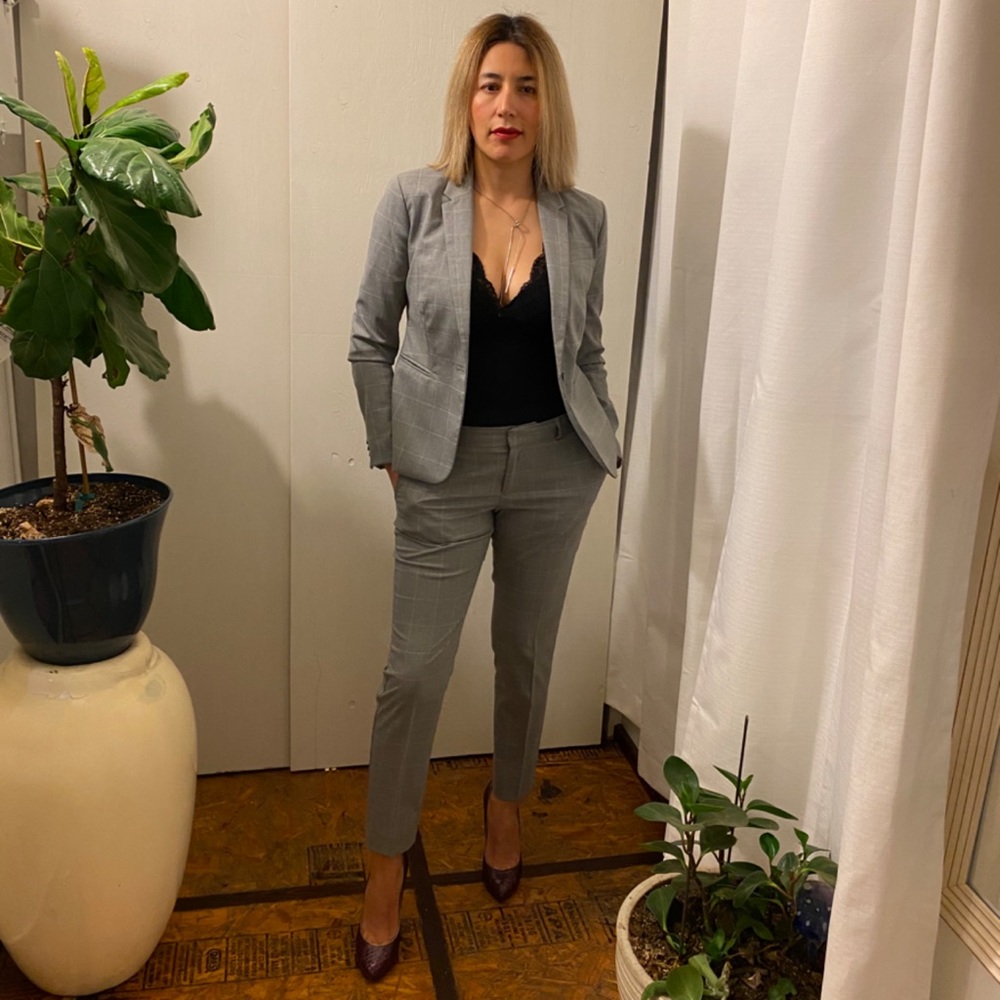 T1 Banana Republic suit